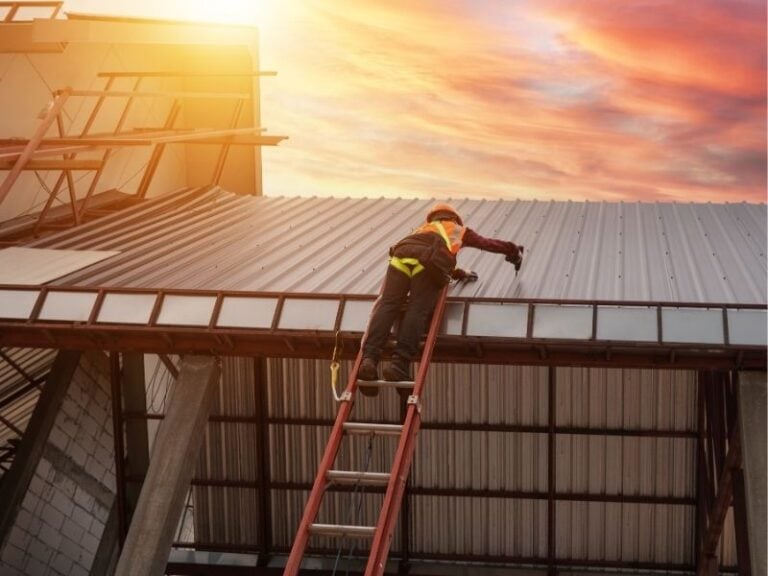 what is commercial roofing