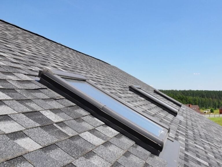 what is the average cost to install a skylight